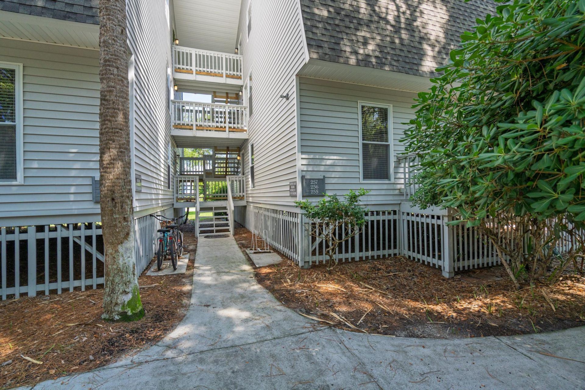255 Driftwood Lane Photo 18