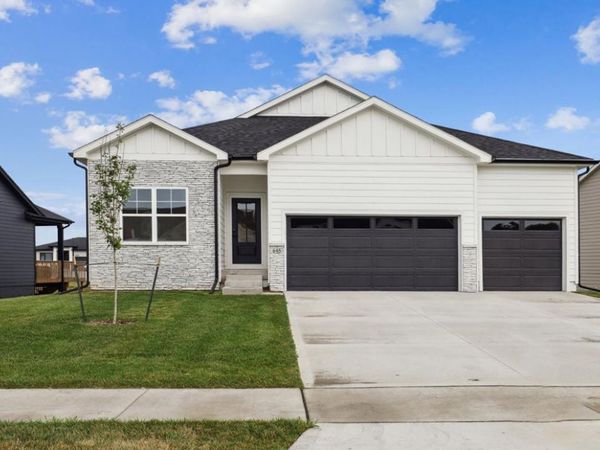 590 NW Concord Lane, Waukee, IA 50263