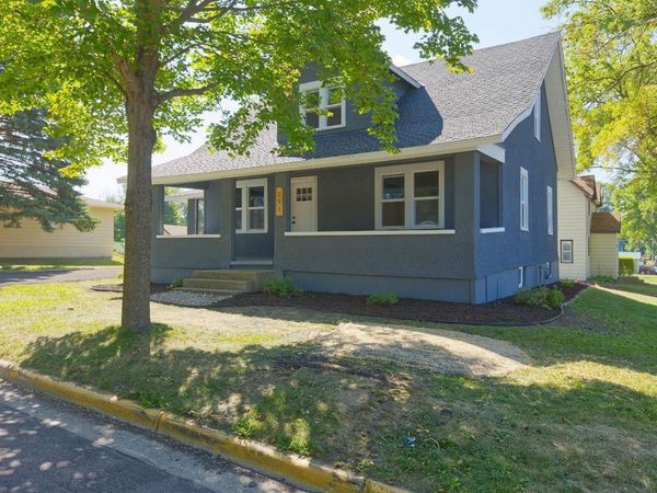 251 Winsted Avenue W, Winsted, MN 55395