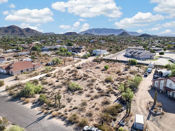 2487 N 80TH Street, Mesa, AZ 85207