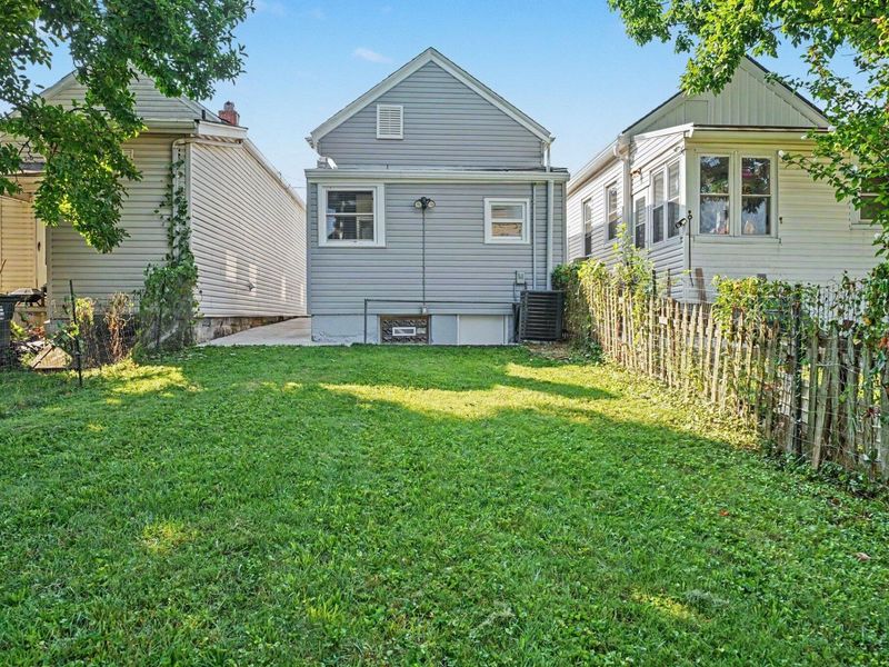 704 W 35th Street W, Covington, KY 41015 Photo 16