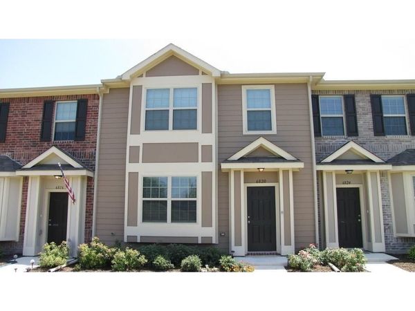 6820 Carrington Lane, Fort Worth, TX 76137