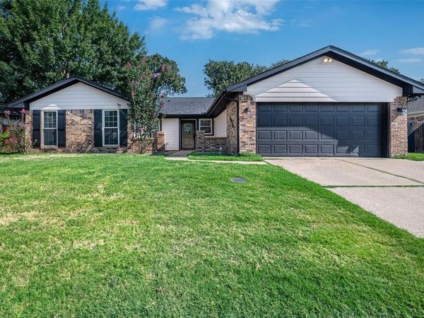 4025 Pepperwood Drive, Flower Mound, TX 75028