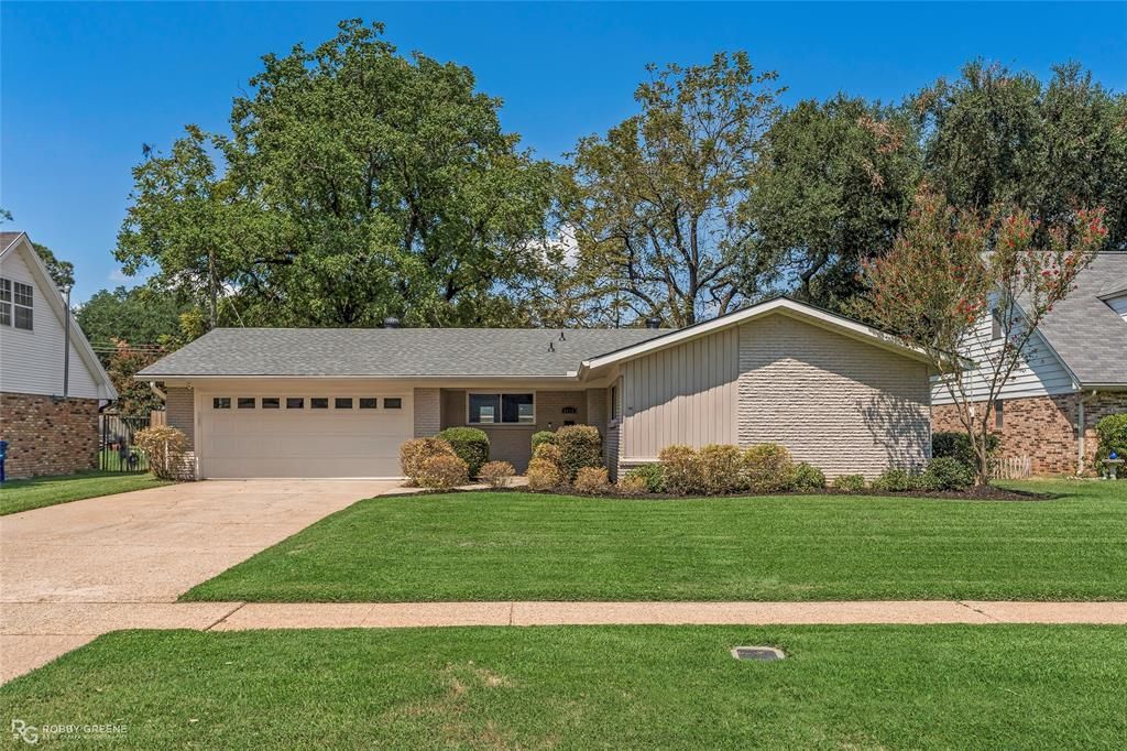 6114 Burgundy Drive, Shreveport, LA 71105 Main Photo
