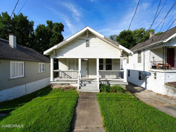 1120 E DUNKLIN STREET, Jefferson City, MO 65101