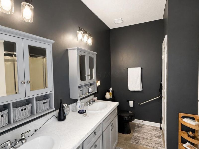 6013 Lawthorn Drive , Unit 23, Westerville, OH 43081 Photo 17