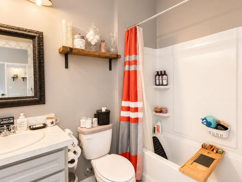 6013 Lawthorn Drive , Unit 23, Westerville, OH 43081 Photo 23