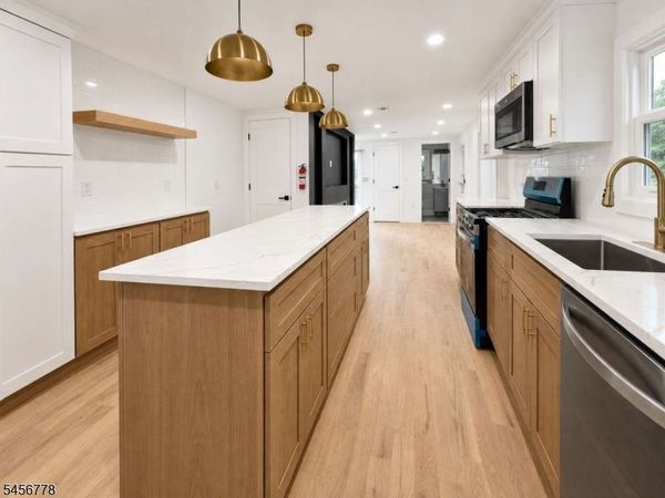 290 S 20Th St, Newark, NJ 07103