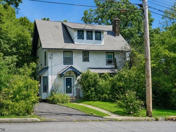 90 Watchung Ave, Chatham, NJ 07928