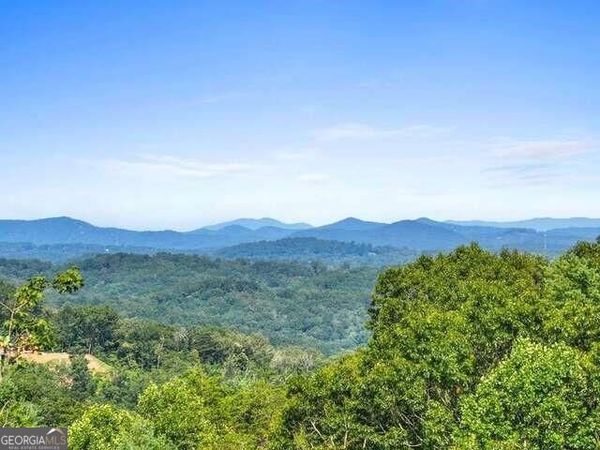 465 White Oak Circle, Blue Ridge, GA 30513