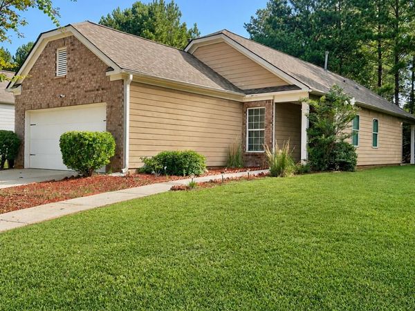 230 River Meadow Drive, Lagrange, GA 30241