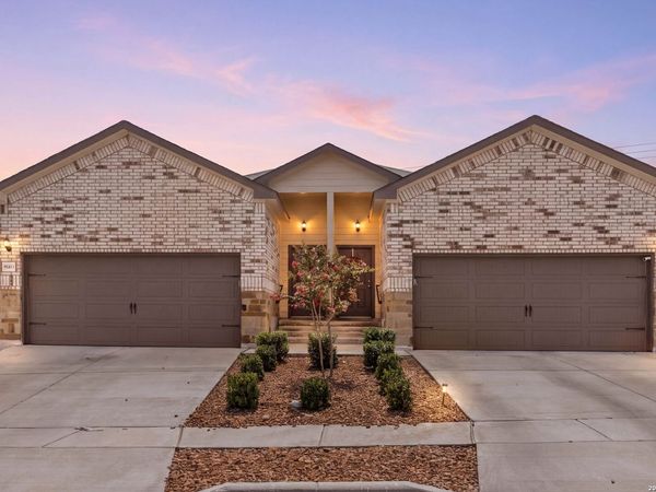 9216 CANYON BND, Converse, TX 78109