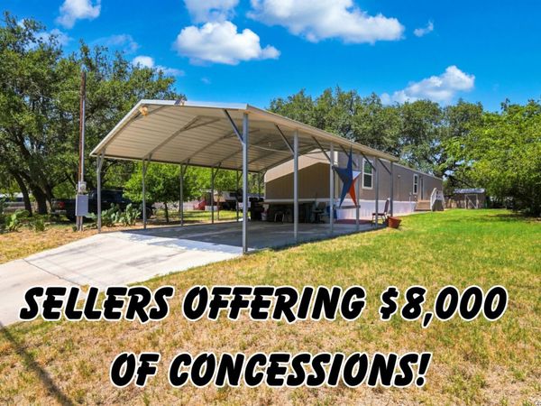 735 PARK ST, Pleasanton, TX 78064