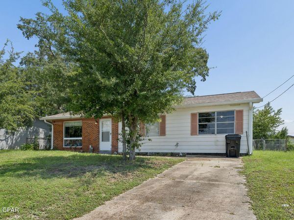 910 Nottingham Drive , Panama City, FL 32401