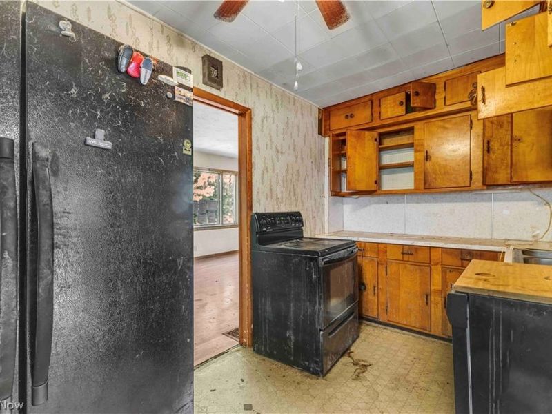 36913 Chestnut Ridge Road, Lorain, OH 44035 Photo 6