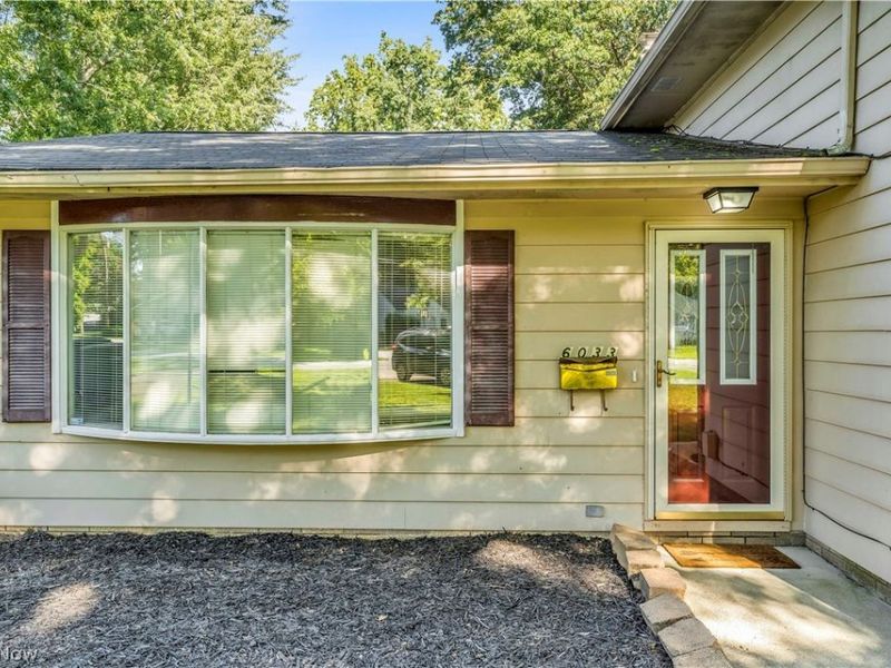 6033 Harrison Street, Mentor, OH 44060 Photo 3