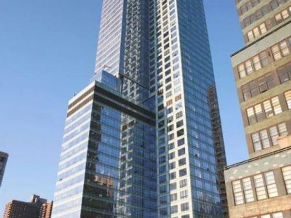 350 W 42nd Street , Unit 19I, New York (Manhattan), NY 10036