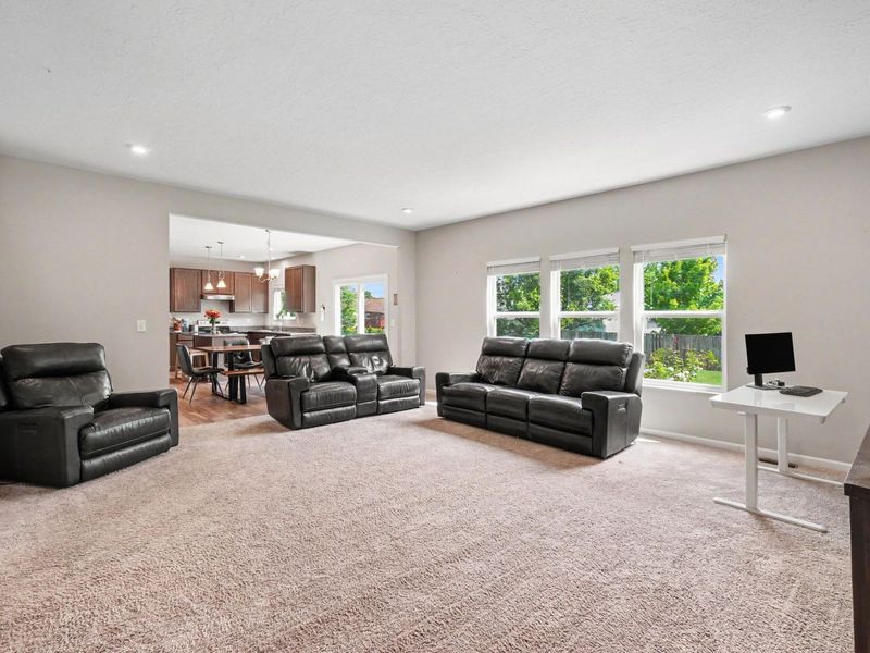 1311 Scottish Lane, Union, KY 41091 Photo 2