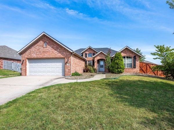 251 Coopers Farm Road , Centerton, AR 72719