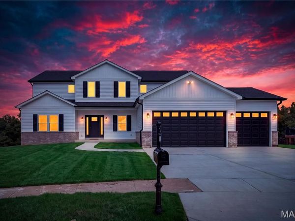 674 Grand View Ridge Court, Eureka, MO 63025
