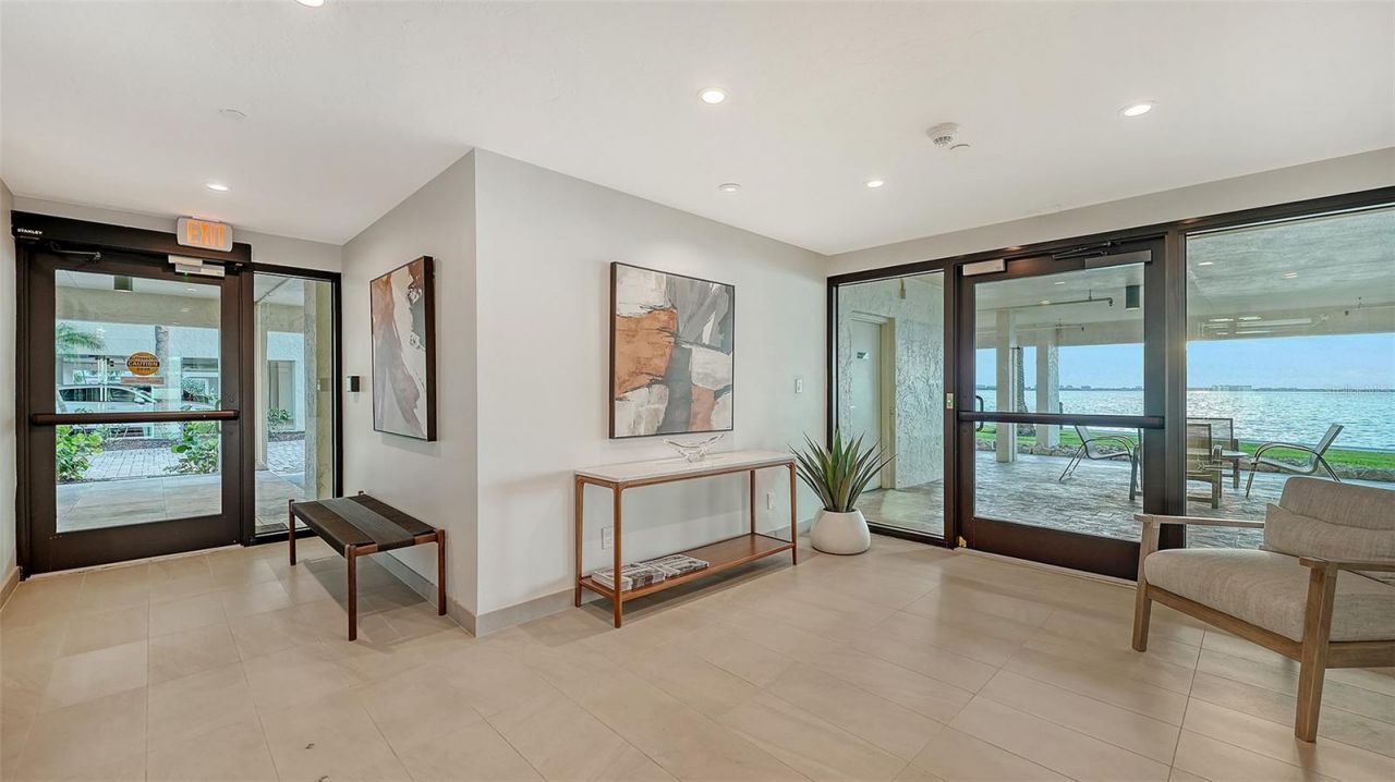 101 Sunset Drive, Unit 103, Sarasota, FL 34236 Photo