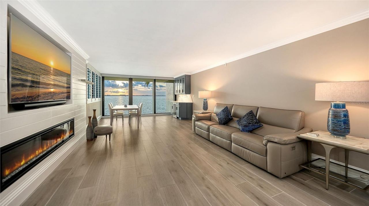 101 Sunset Drive, Unit 103, Sarasota, FL 34236 Photo