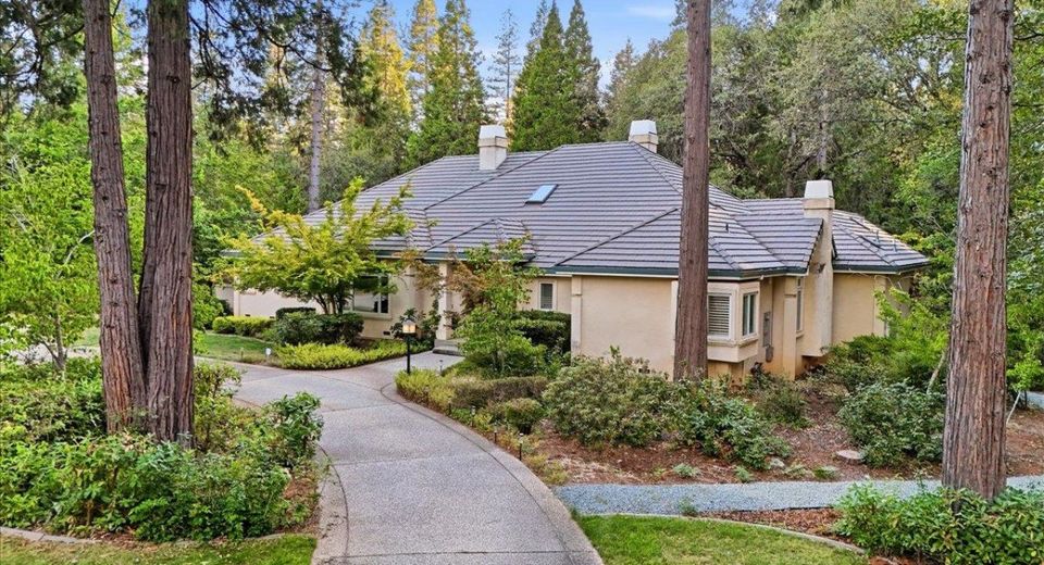 13195 Woodstock Dr, Nevada City, CA 95959 Photo