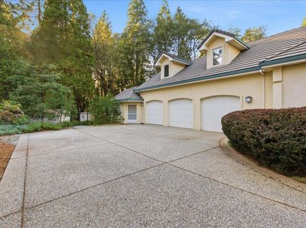 13195 Woodstock Dr, Nevada City, CA 95959 Photo