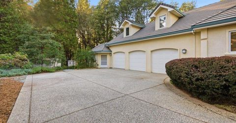 13195 Woodstock Dr, Nevada City, CA 95959 Photo