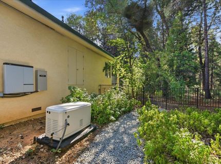 13195 Woodstock Dr, Nevada City, CA 95959 Photo