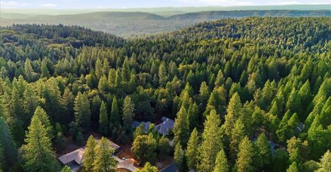 13195 Woodstock Dr, Nevada City, CA 95959 Photo