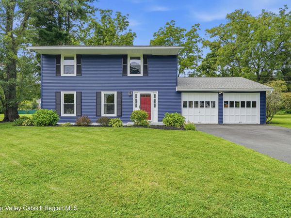 24 Esther Place, Lake Katrine, NY 12449