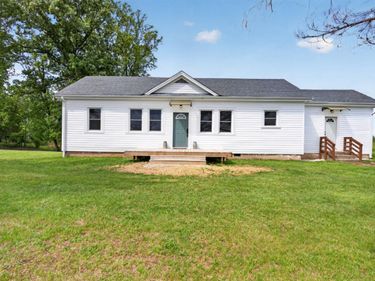 5089 Crab Orchard Road, Huddleston, VA 24104