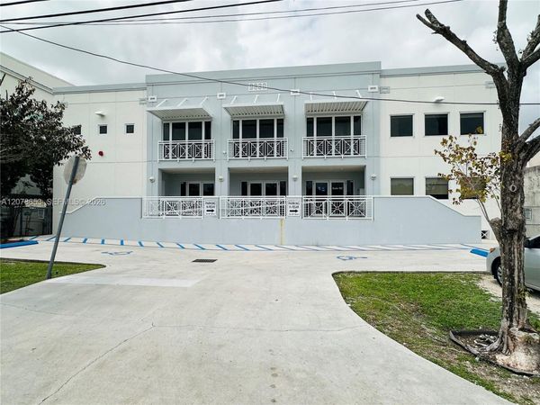 9830 SW 77th Ave , Miami, FL 33156