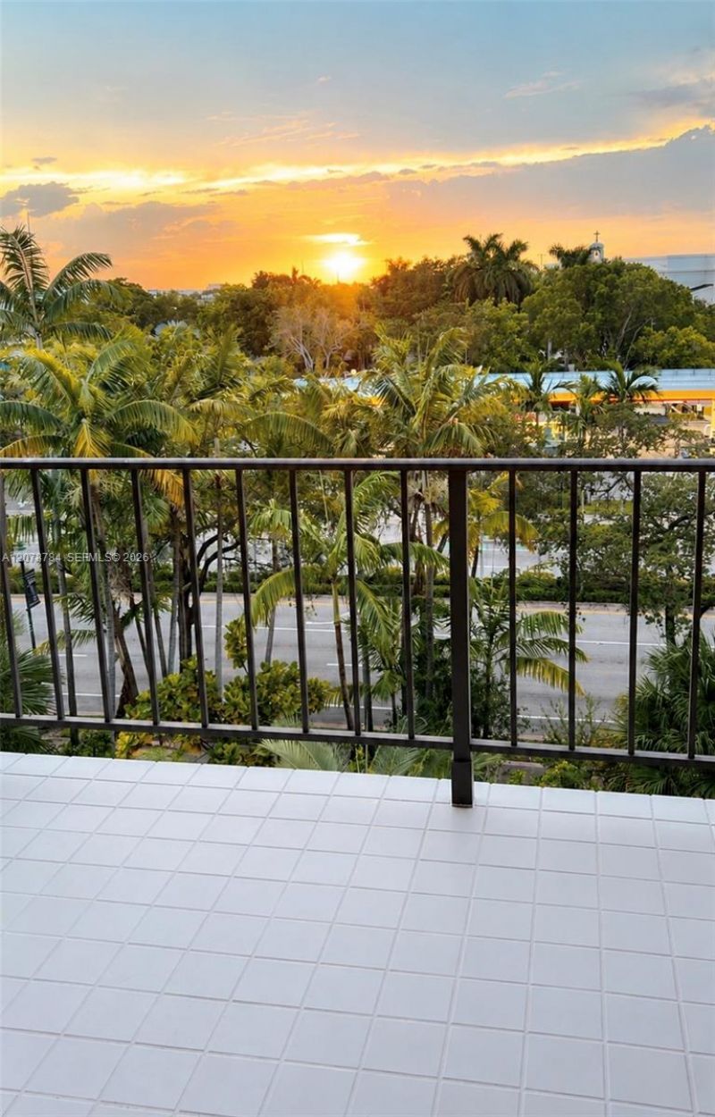 77 Crandon Blvd, Unit 5C, Key Biscayne, FL 33149 Photo