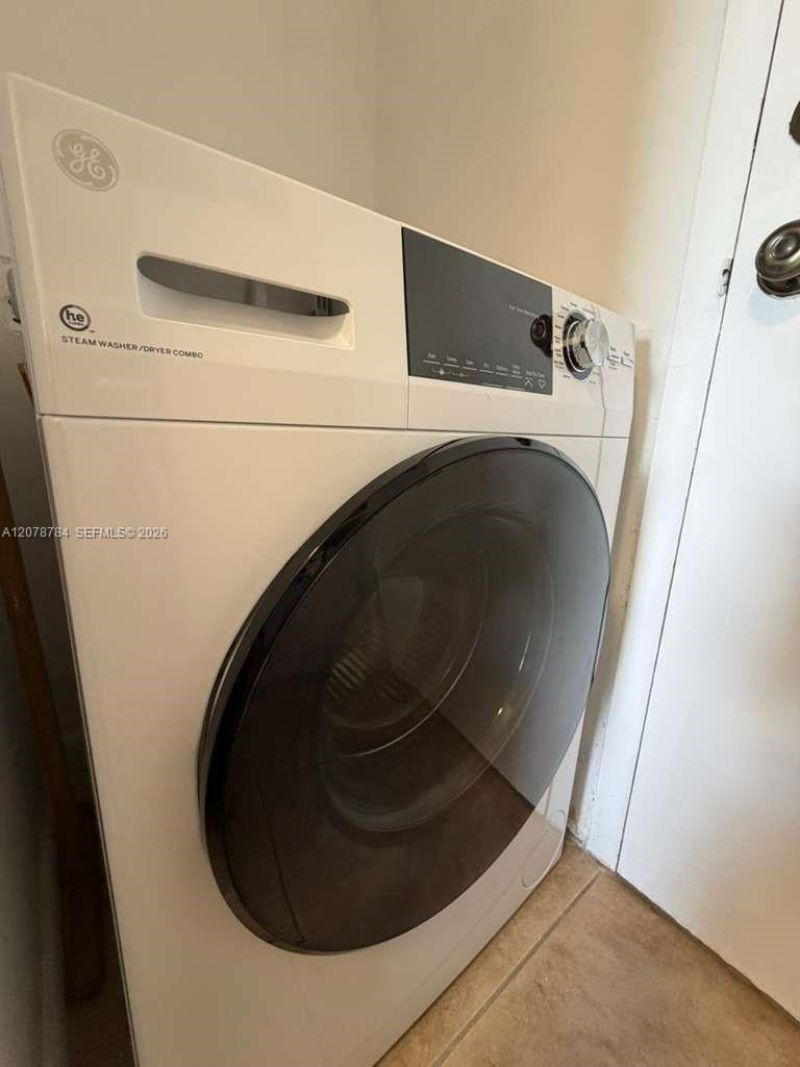 77 Crandon Blvd, Unit 5C, Key Biscayne, FL 33149 Photo