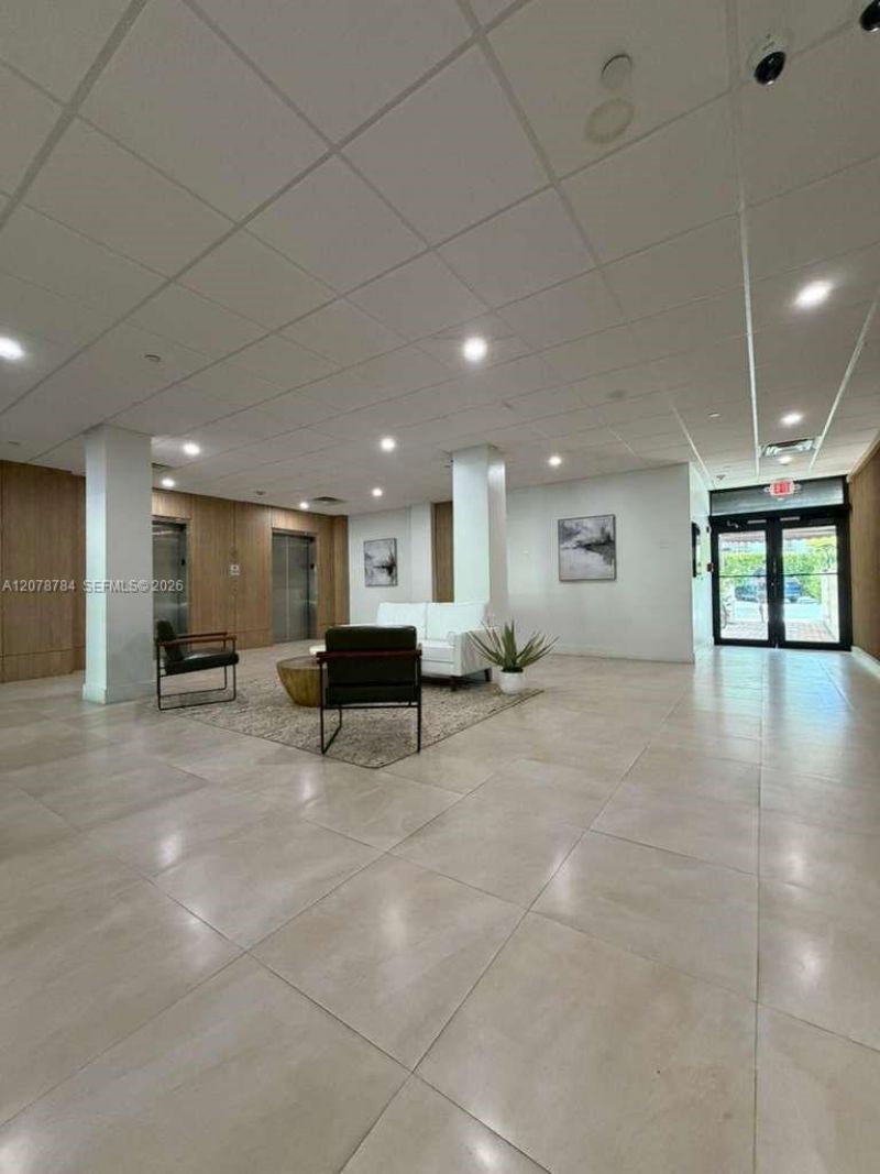 77 Crandon Blvd, Unit 5C, Key Biscayne, FL 33149 Photo