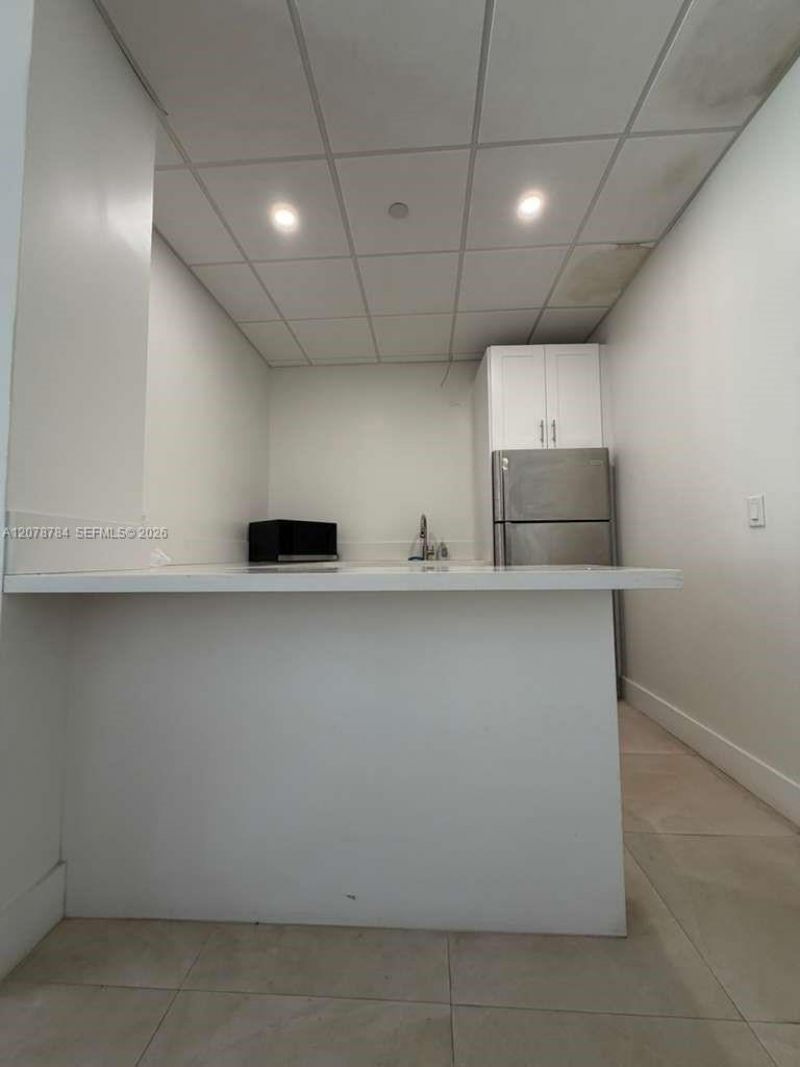 77 Crandon Blvd, Unit 5C, Key Biscayne, FL 33149 Photo