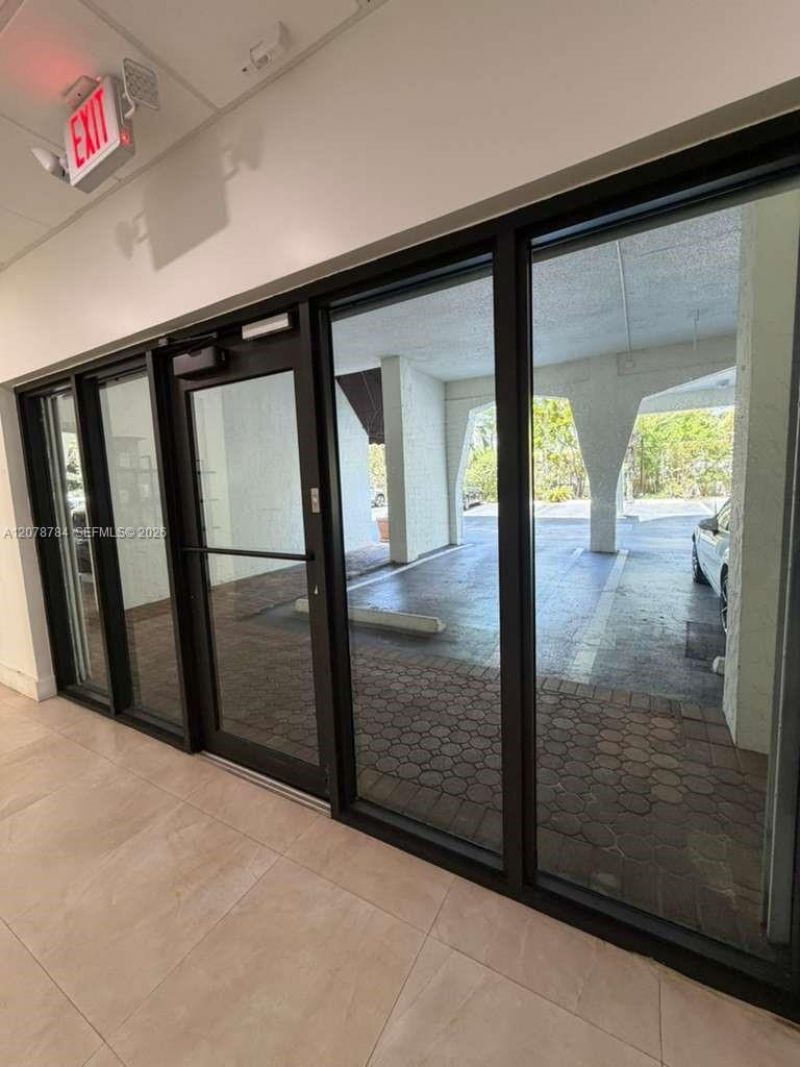 77 Crandon Blvd, Unit 5C, Key Biscayne, FL 33149 Photo
