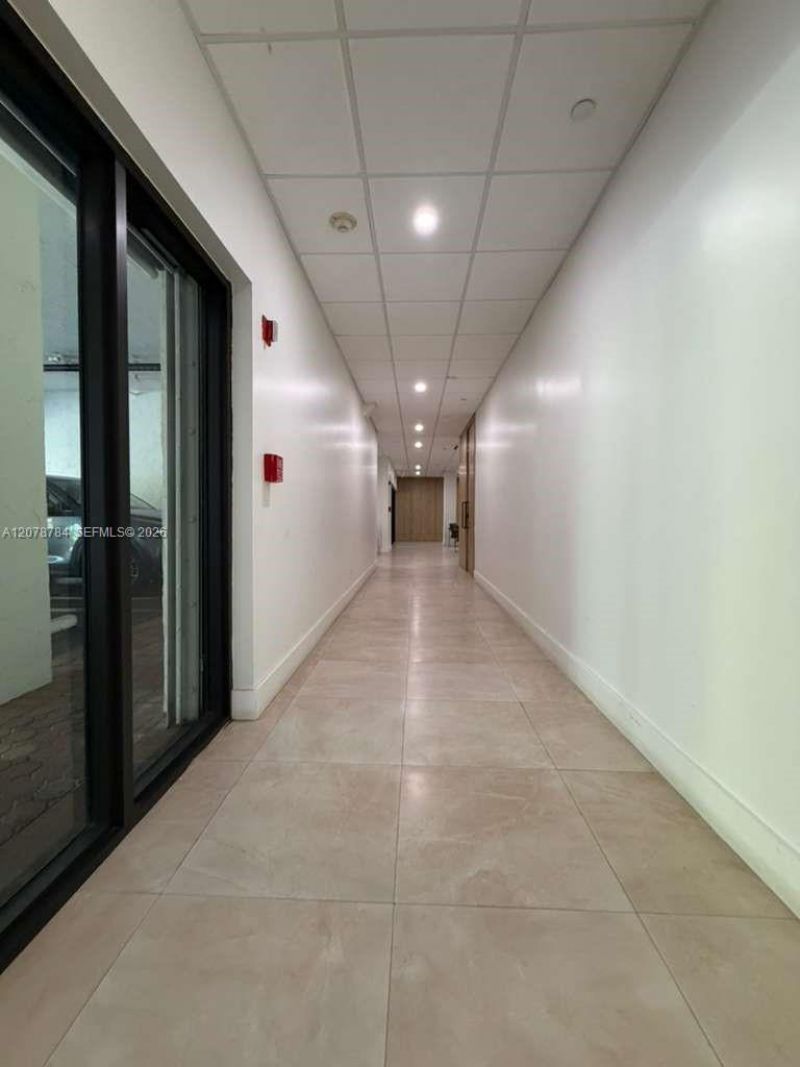 77 Crandon Blvd, Unit 5C, Key Biscayne, FL 33149 Photo