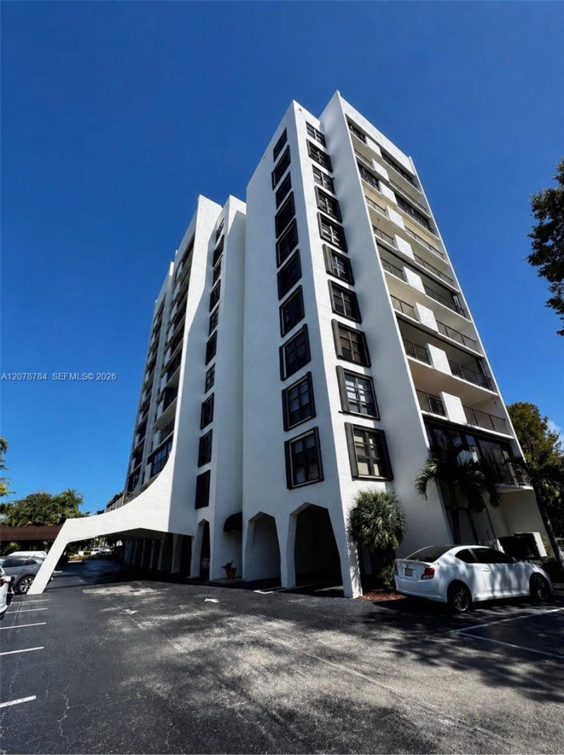 77 Crandon Blvd, Unit 5C, Key Biscayne, FL 33149 Photo