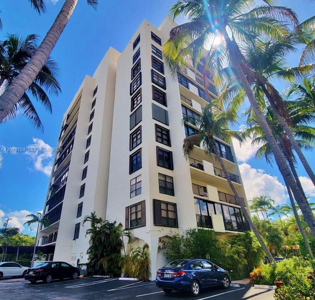 77 Crandon Blvd, Unit 5C, Key Biscayne, FL 33149 Photo
