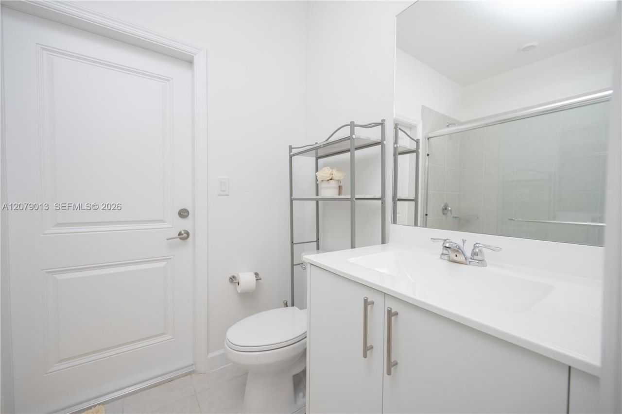 13609 SW 185th Ln , Miami, FL 33177 Photo