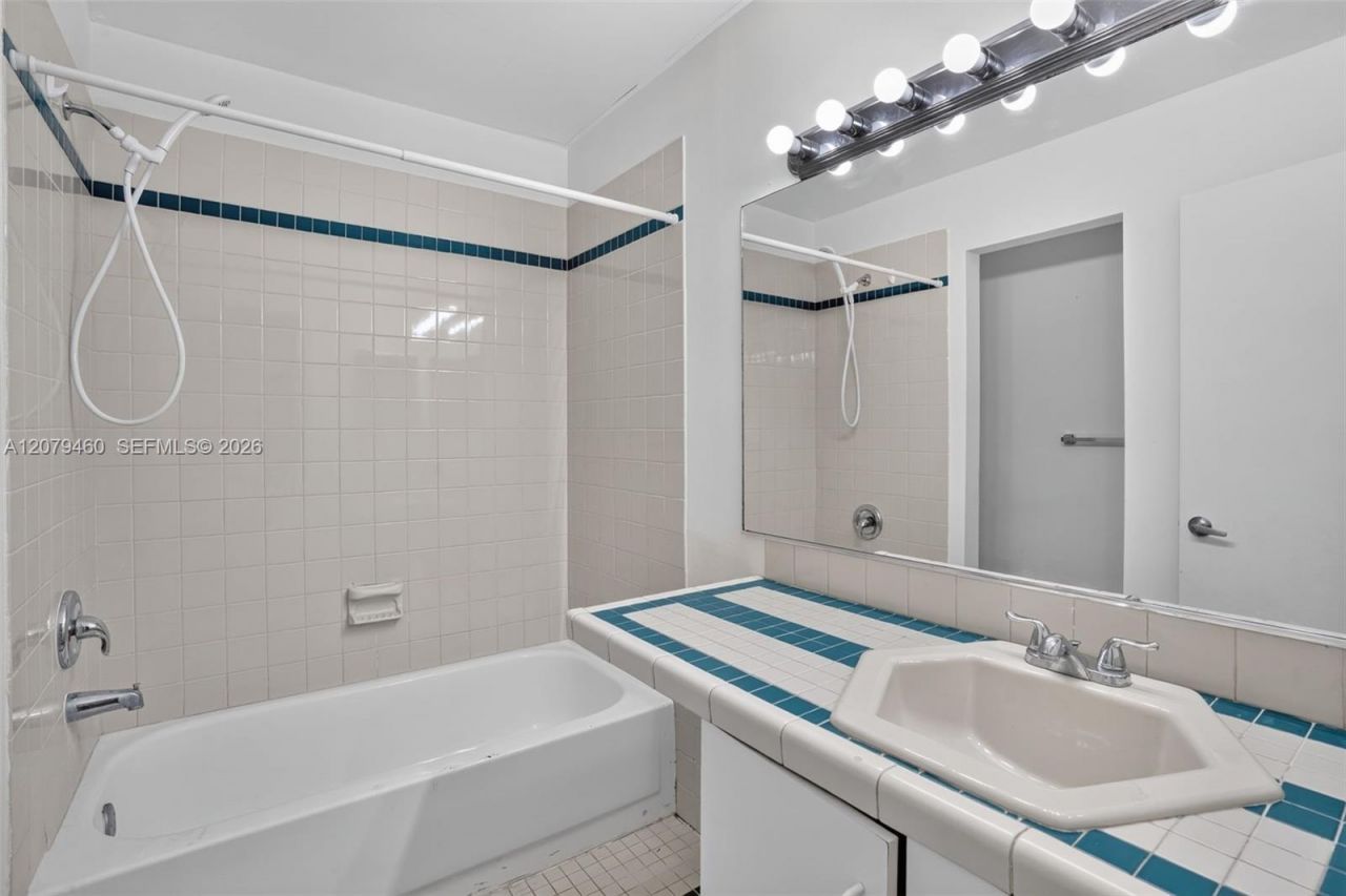 1080 N Franklin Ave , Unit 1080E, Homestead, FL 33034 Photo