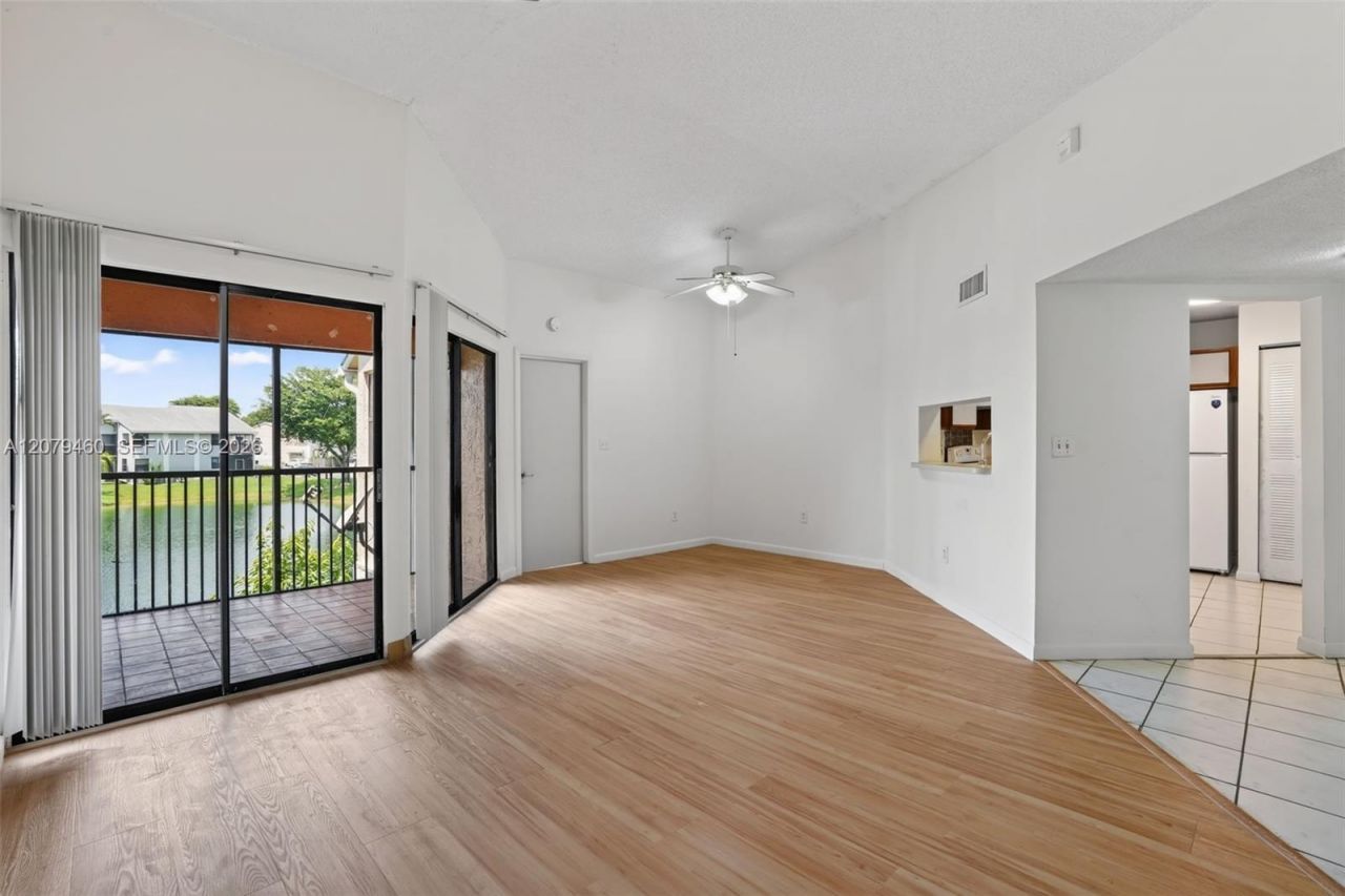 1080 N Franklin Ave , Unit 1080E, Homestead, FL 33034 Photo