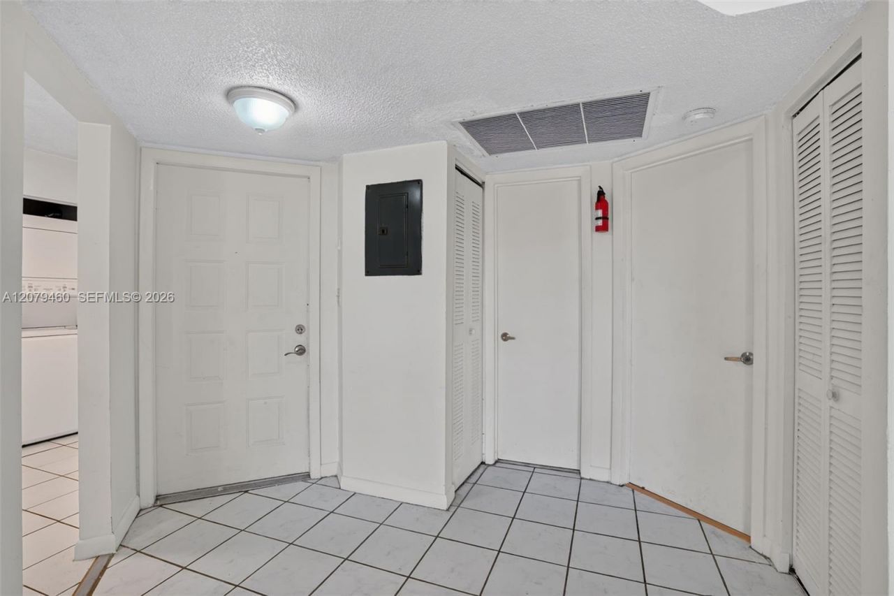 1080 N Franklin Ave , Unit 1080E, Homestead, FL 33034 Photo