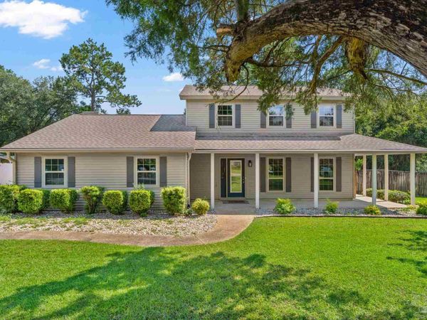 4613 Pebble Creek Dr, Pensacola, FL 32526