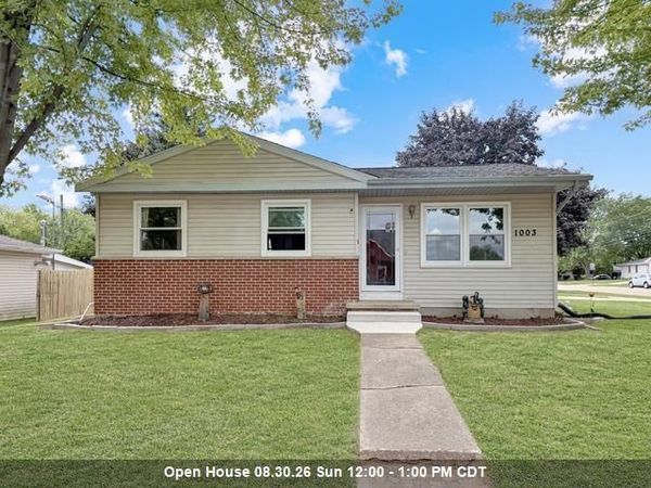 1003 MEADOW LANE, Neenah, WI 54956