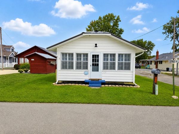 9004 Walnut Street, Lakeview, OH 43331