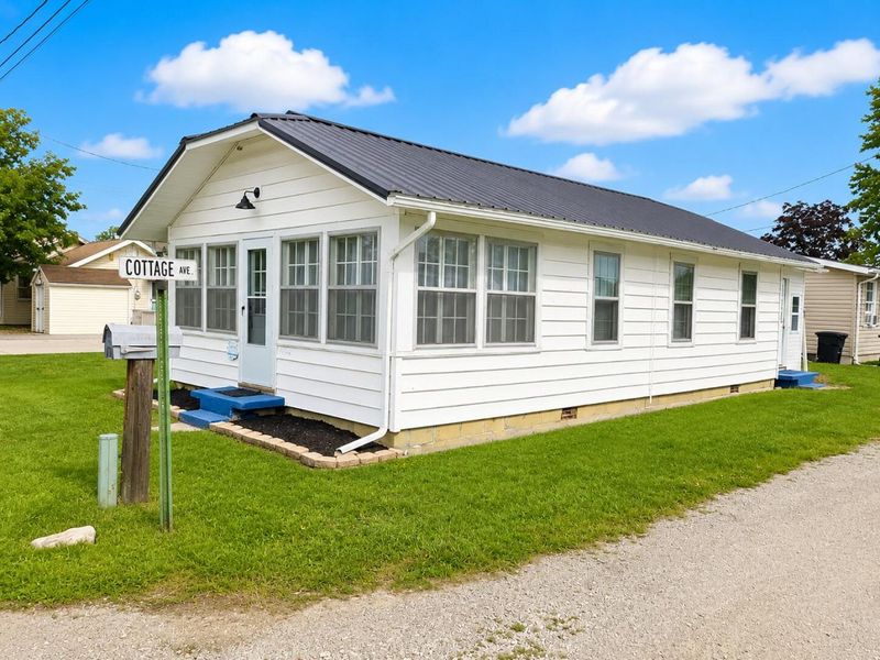 9004 Walnut Street, Lakeview, OH 43331 Photo 3